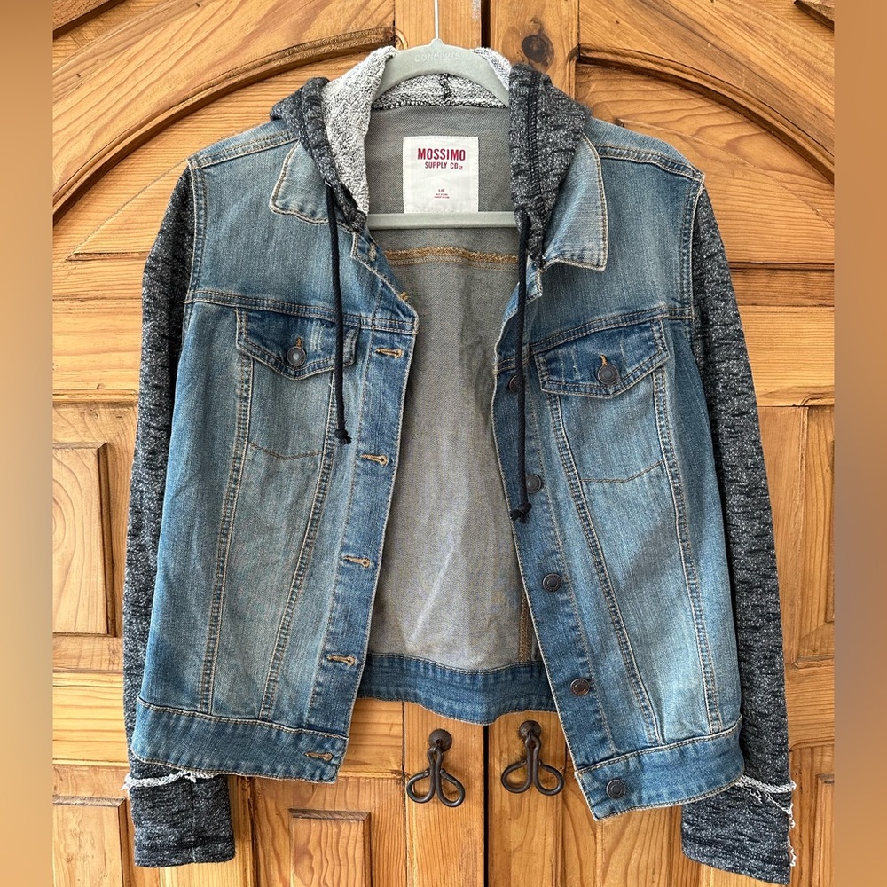 MOSSIMO SUPPLY CO JEAN JACKET